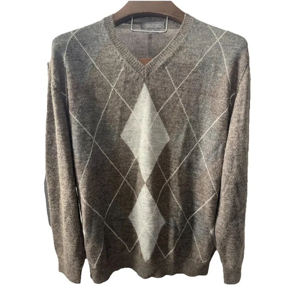 Daniel Cremieux XL  100% Alpaca Signature collection Argyle Pattern V Neck Gramp